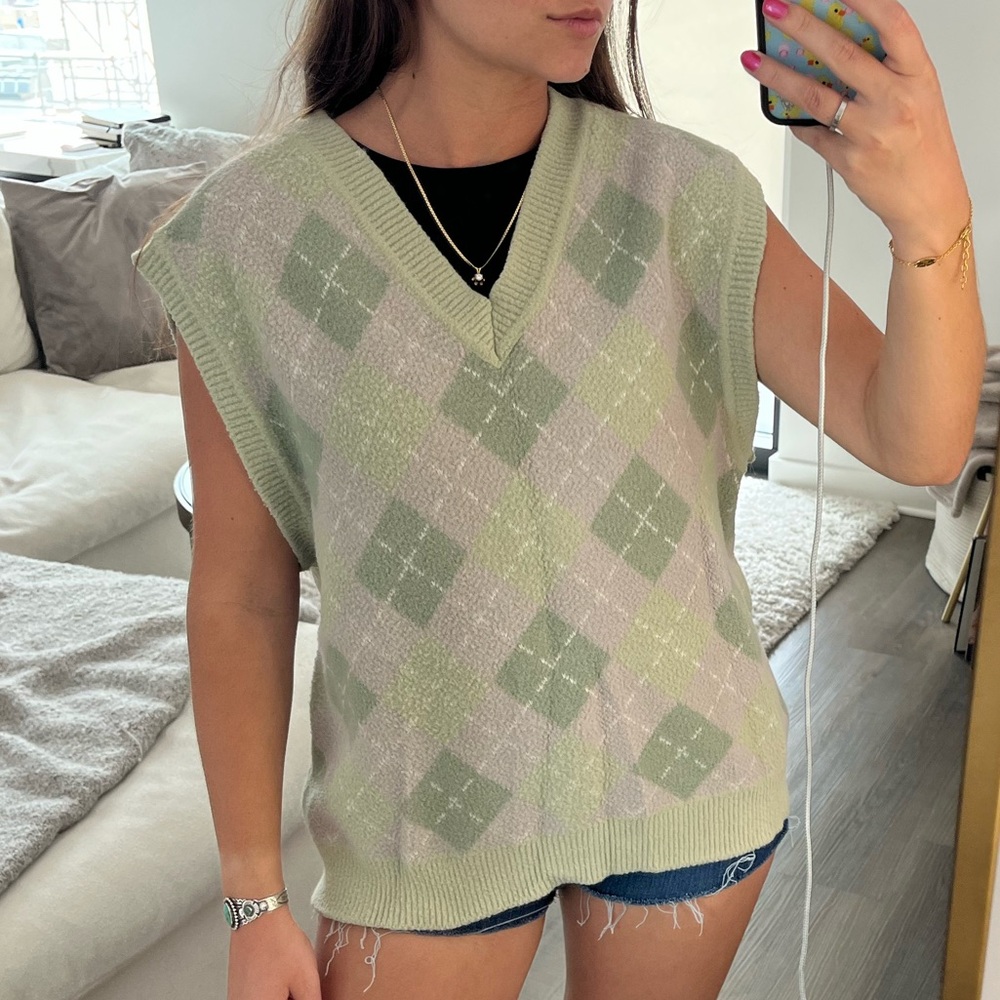 Zara Green and Gray Argyle V-Neck Sweater Vest